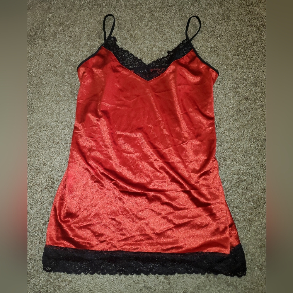 *NWOT* Red + Black IN'VOLAND Plus Size Sexy Lingerie Dress (Size 16W)